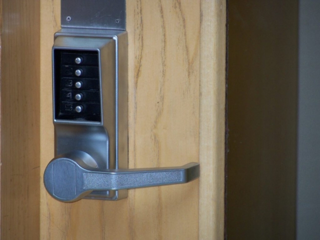 Heavy Duty Digital Door Lock 1024x768 640x480 c - commercial door repairs by Door Repairs UK Ltd