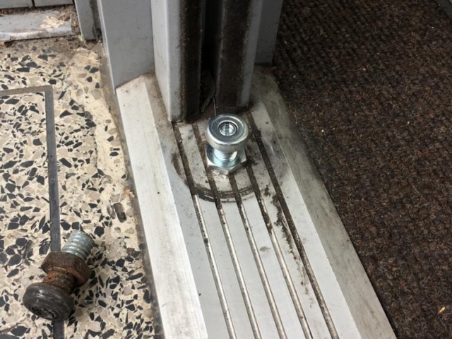 WhatsApp Image 2023 04 12 at 16.35.44 24 640x480 c - commercial door repairs by Door Repairs UK Ltd