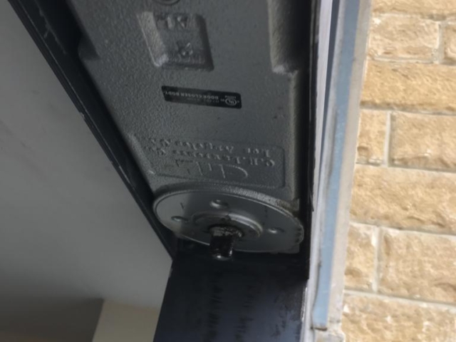 WhatsApp Image 2023 04 12 at 16.35.44 6 640x480 c - commercial door repairs by Door Repairs UK Ltd