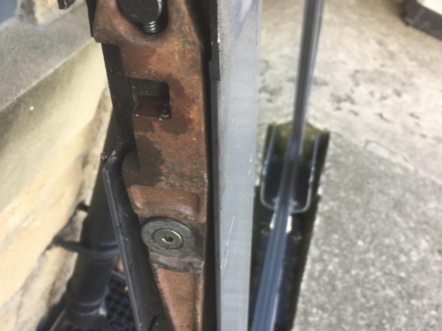 WhatsApp Image 2023 04 12 at 16.35.44 8 640x480 c - commercial door repairs by Door Repairs UK Ltd