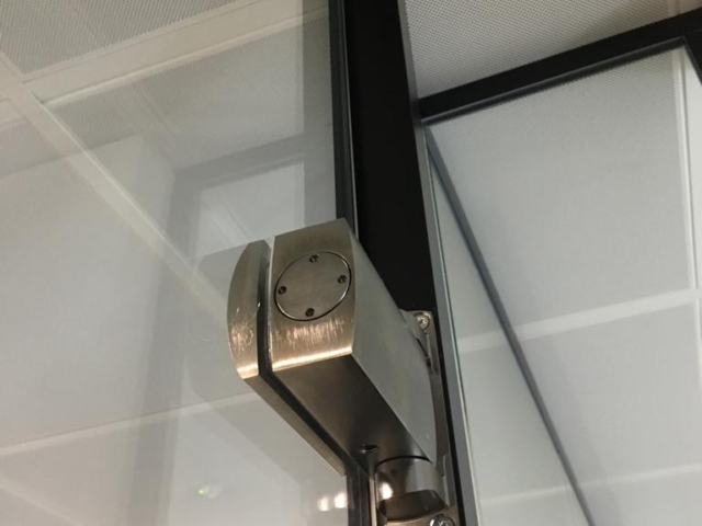 WhatsApp Image 2023 04 12 at 16.35.44 9 640x480 c - commercial door repairs by Door Repairs UK Ltd